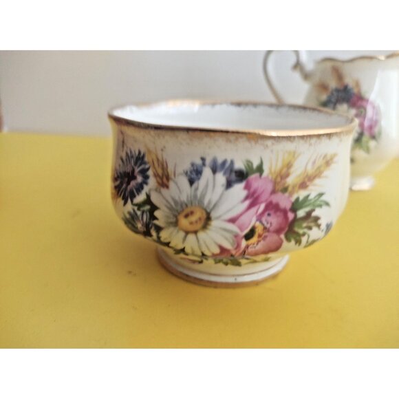 Vintage Royal Albert Creamer & Sugar Bowl Set Harvest Bouquet 1945 - Picture 6 of 16
